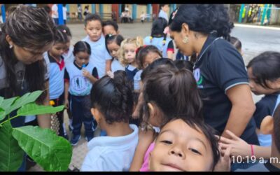 Sembrando Rábanos y Tomates, inspiran a estudiantes