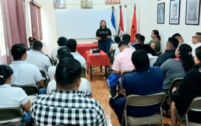 Conciencia de Clase, Amor Patrio y Fidelidad al Pueblo a Jóvenes de FETSALUD
